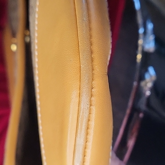 Vintage Gucci Large Clutch With Extras - Picture 9 of 15